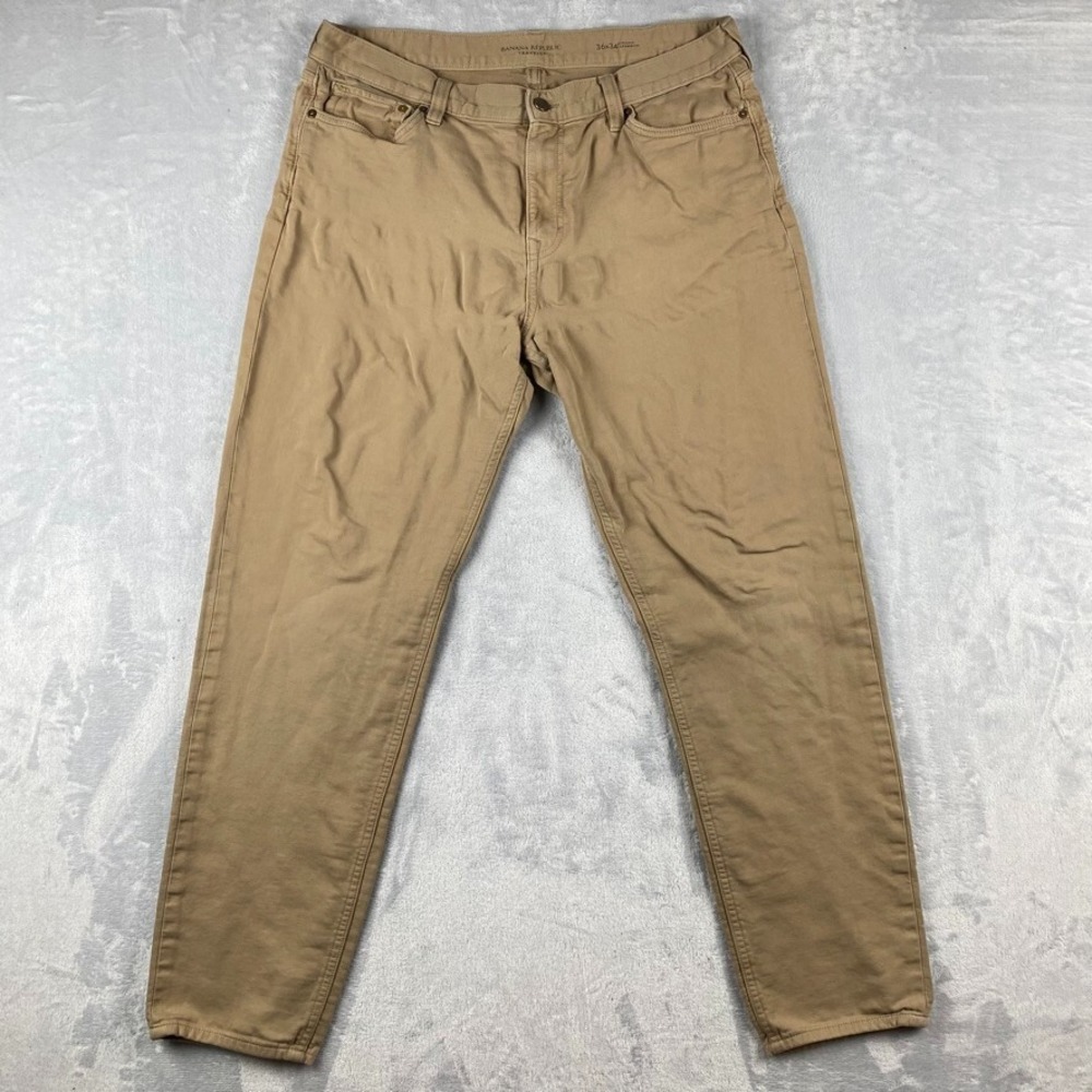 Banana Republic Traveler Pants Mens 36x33 Beige Tan Athletic Tapered Fit Stretch